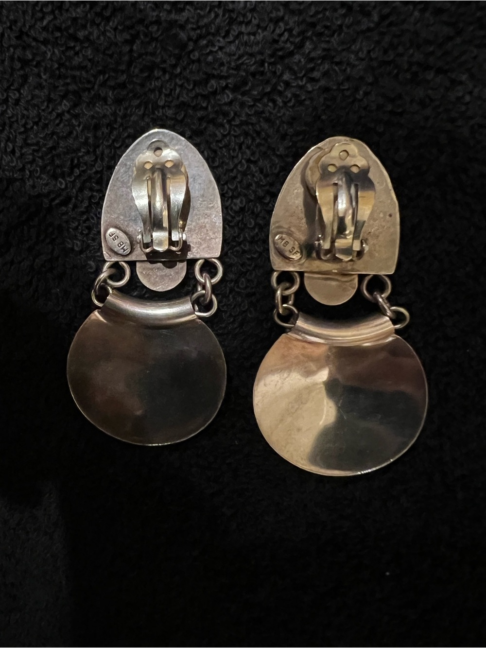 Silver toned Textured Drop Earrings - Elegant Women Jewelry - Picture 4 of 4